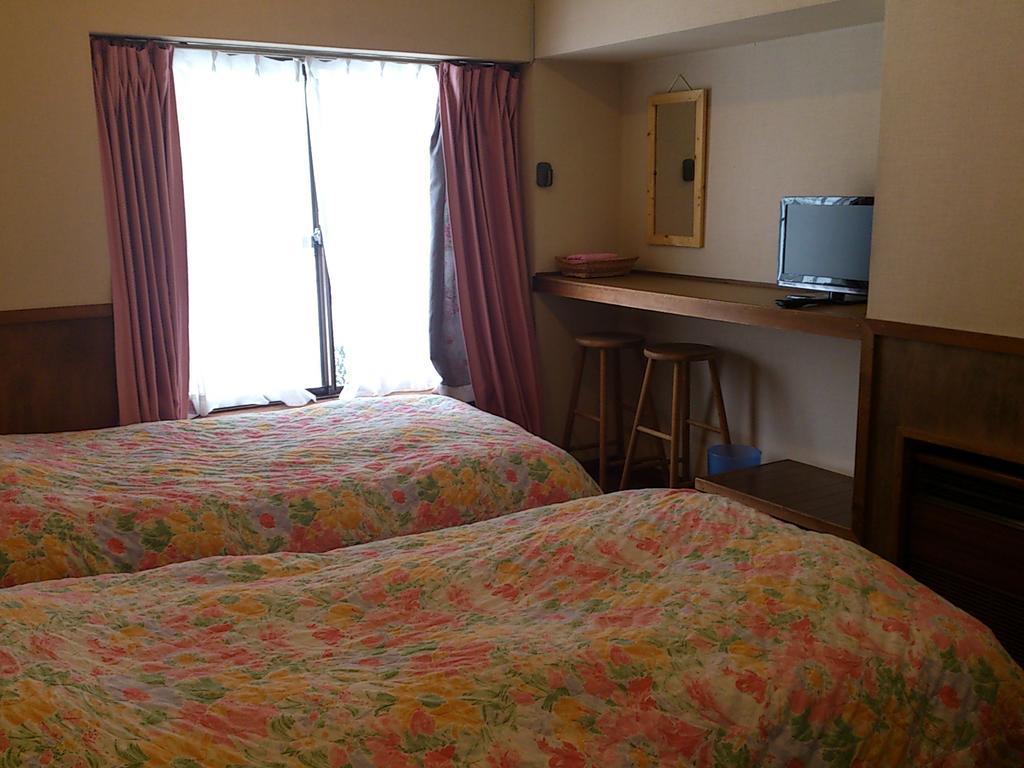 Minamiuonuma North Point Lodge חדר תמונה